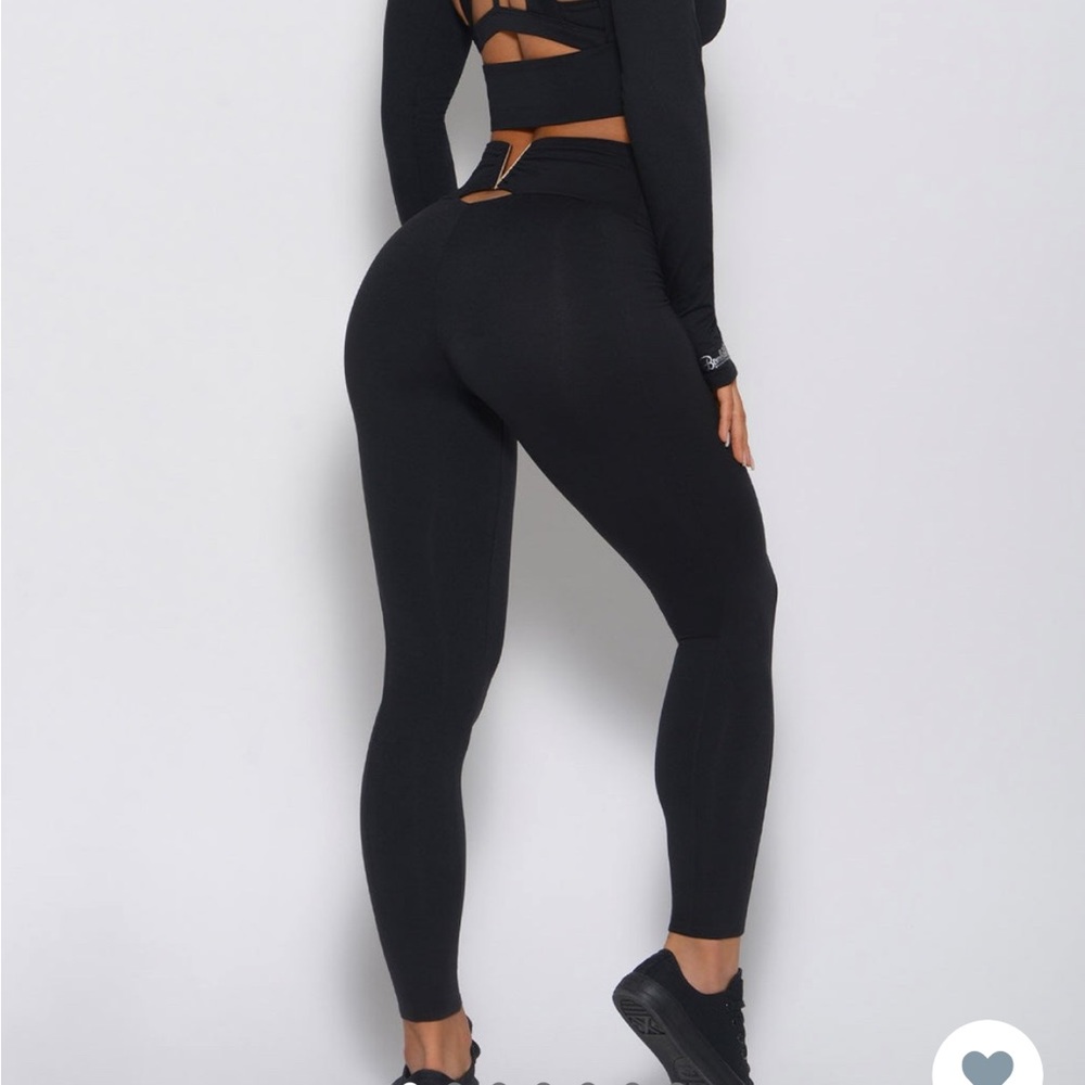 Bombshell sportswear victory leggings